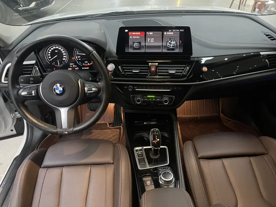 BMW 1 Series facelift 125i M Sport Night Edition 2022 — миниатюра 4