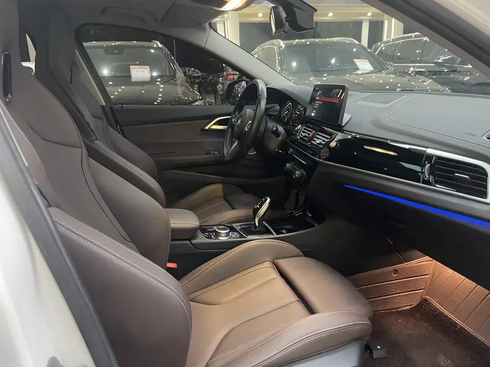 BMW 1 Series facelift 125i M Sport Night Edition 2022 — миниатюра 5