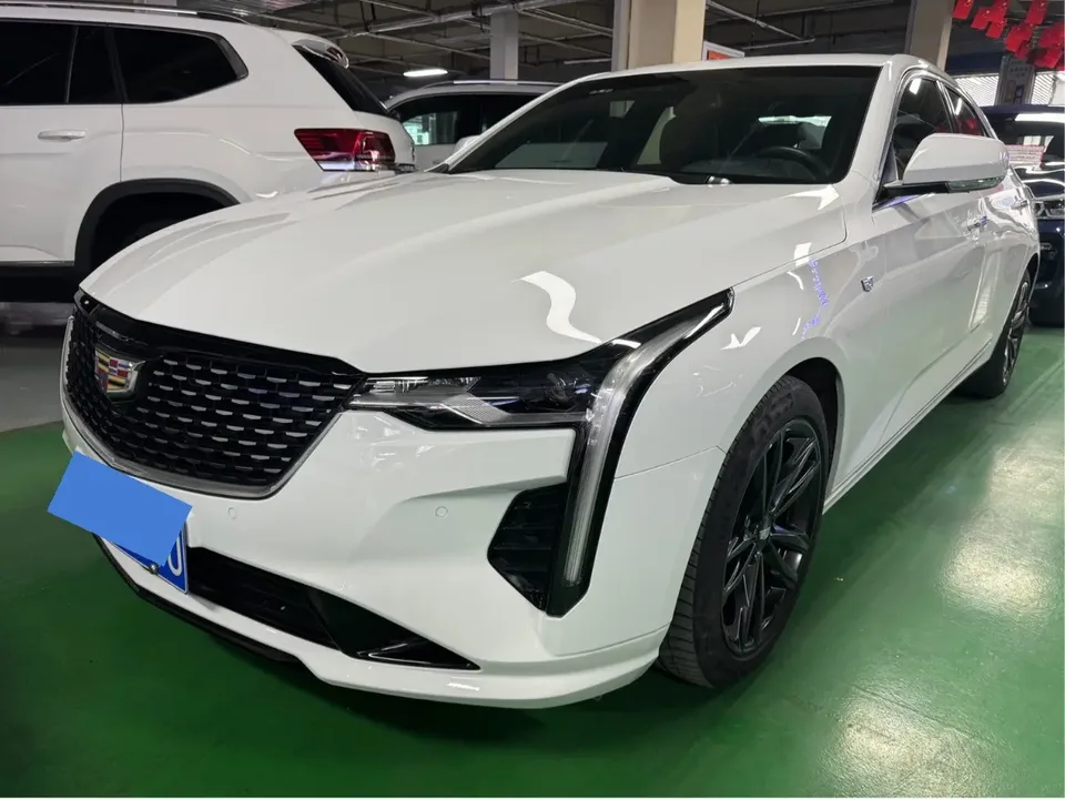 Cadillac CT4 2022