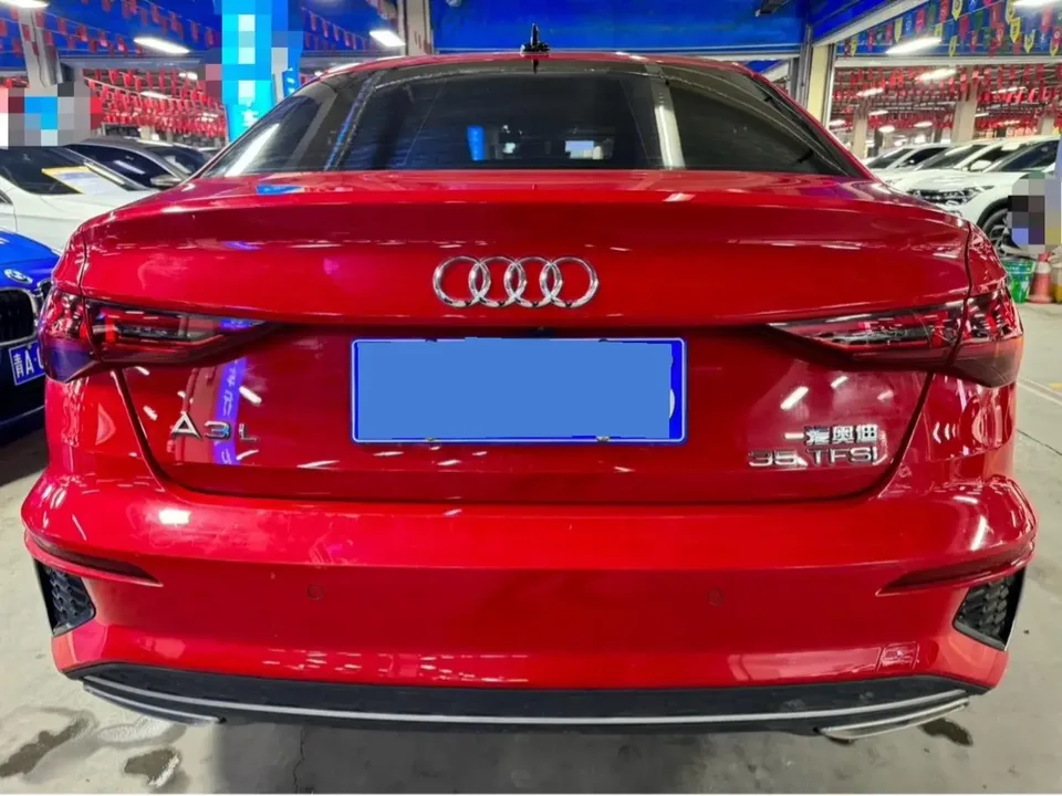 Audi A3 A3L Limousine 35 TFSI Enterprising and Elegant Model 2022 — миниатюра 2