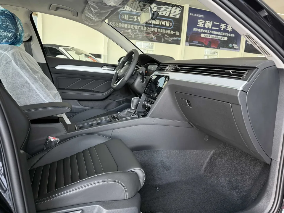 Volkswagen Magotan 2 million units public enjoyment model 280TSI DSG comfort model 2025 — миниатюра 5