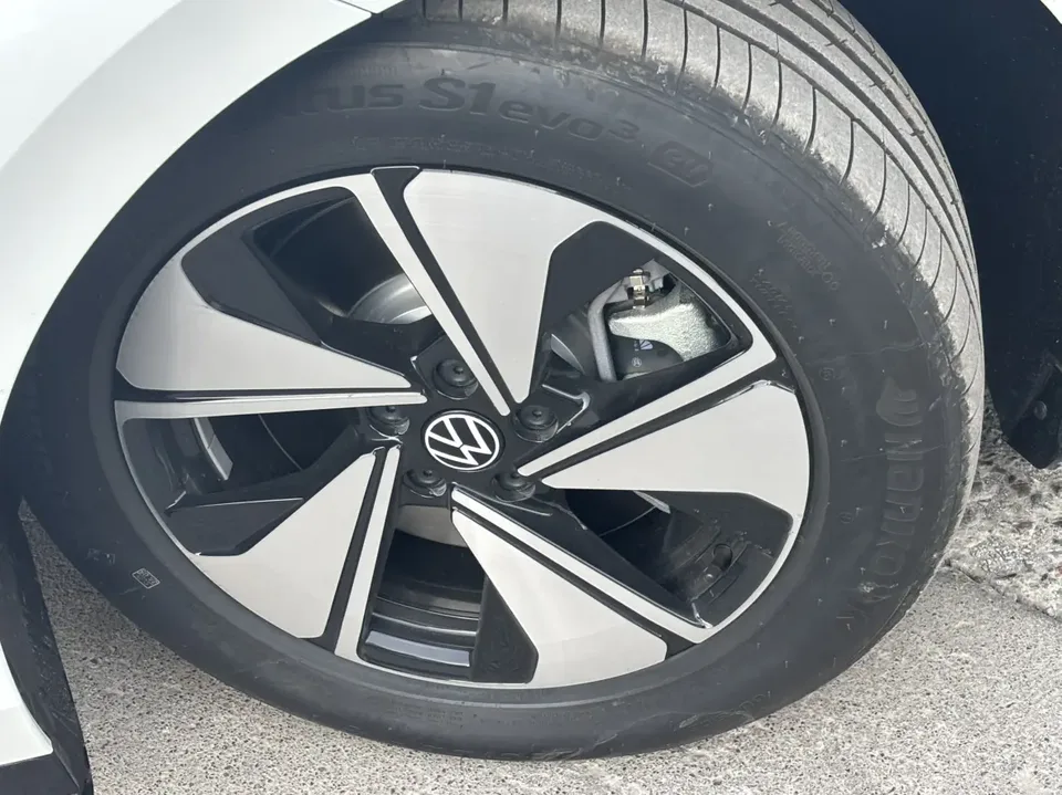 Volkswagen ID.7 VIZZION ID.7 VIZZION 2024 AIR version 2026 — миниатюра 2