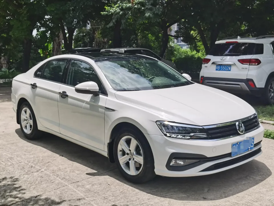 Volkswagen Lamando Lingdu 2021 230TSI DSG Fashion Edition 2022 — миниатюра 3