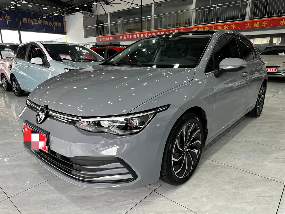 Volkswagen Golf golf 2021 280TSI DSG Pro 2022 — photo 1, buy with delivery to Moscow