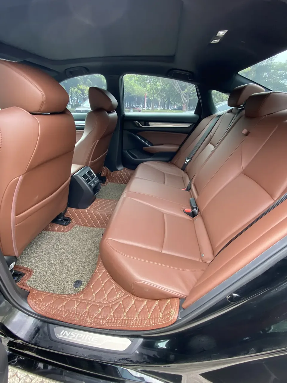 Honda Inspire 2022 Insignia Hybrid 2.0L Pure Elegant Edition 2022 — миниатюра 4