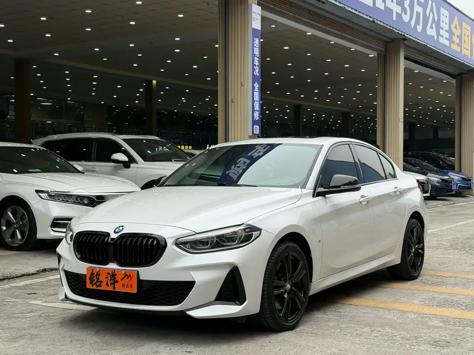 BMW 1 Series 2022
