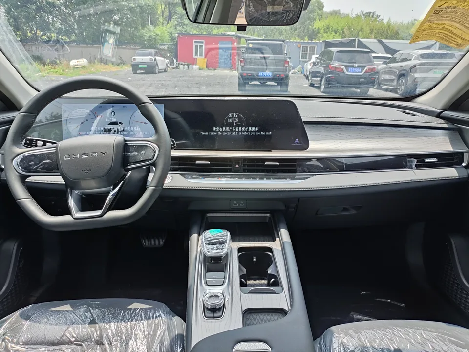 Chery Arrizo 8 1.6TGDI DCT Rui 2025 — миниатюра 5