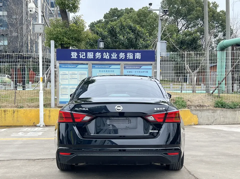 Nissan Altima Teana 2022 2.0L XE Pure Edition 2023 — миниатюра 2