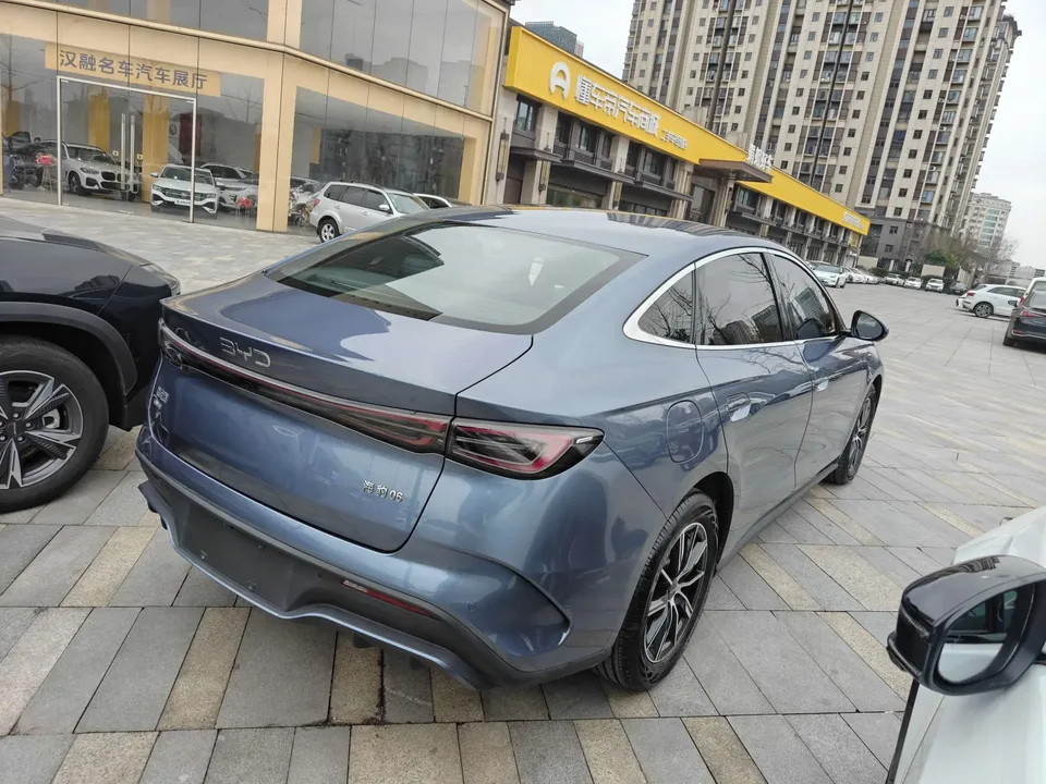 BYD Seal 06DM DM-i 80KM Luxury 2025 — миниатюра 2