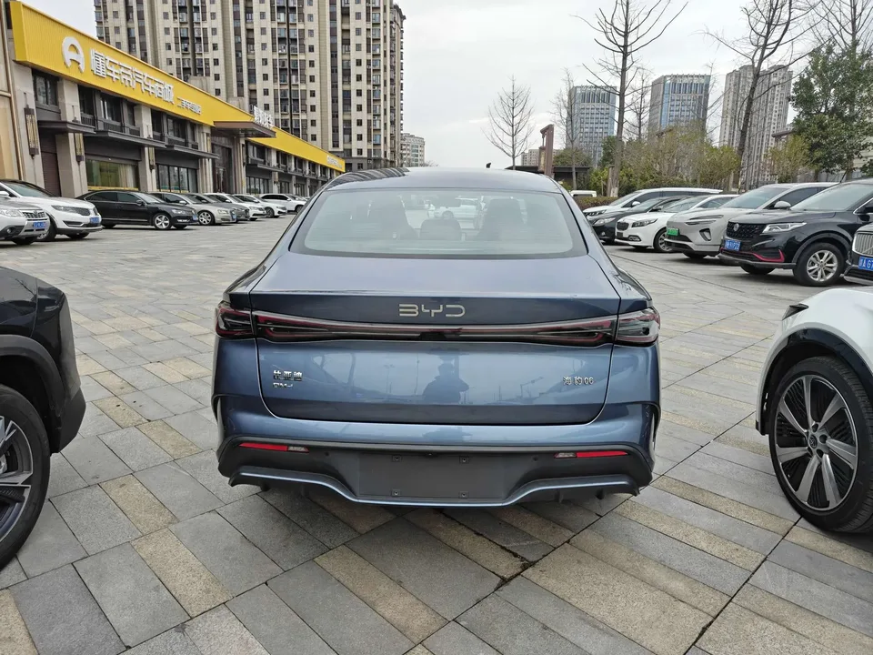 BYD Seal 06DM DM-i 80KM Luxury 2025 — миниатюра 4
