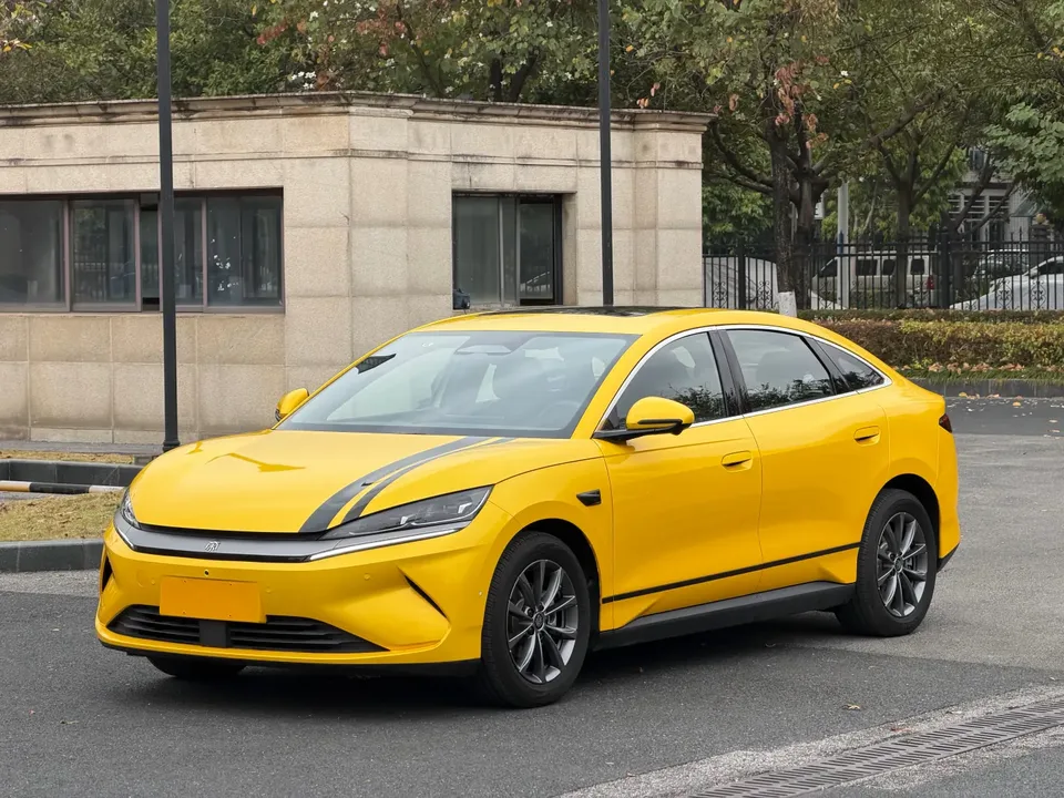 BYD Qin L EV 2025