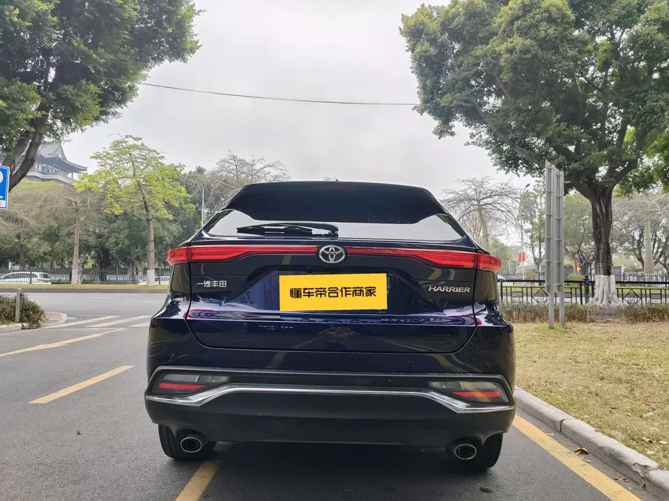 Toyota HARRIER Lingfang Harrier 2022 2.0L CVT 2WD Luxury Edition 2022 — миниатюра 2