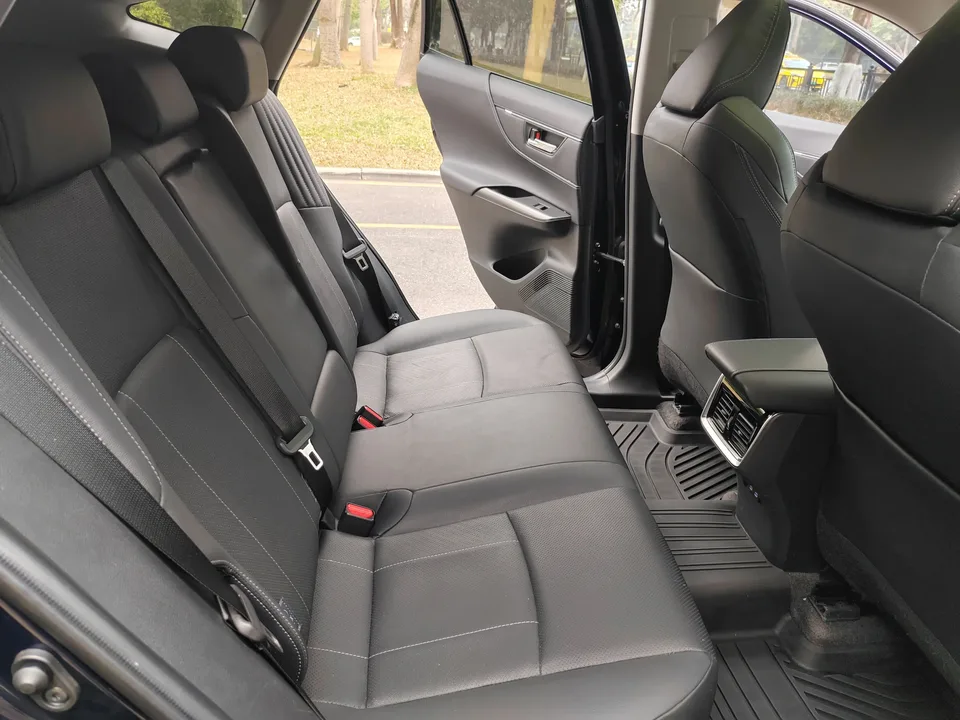 Toyota HARRIER Lingfang Harrier 2022 2.0L CVT 2WD Luxury Edition 2022 — миниатюра 4