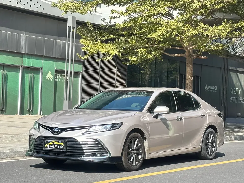Toyota Camry 2022