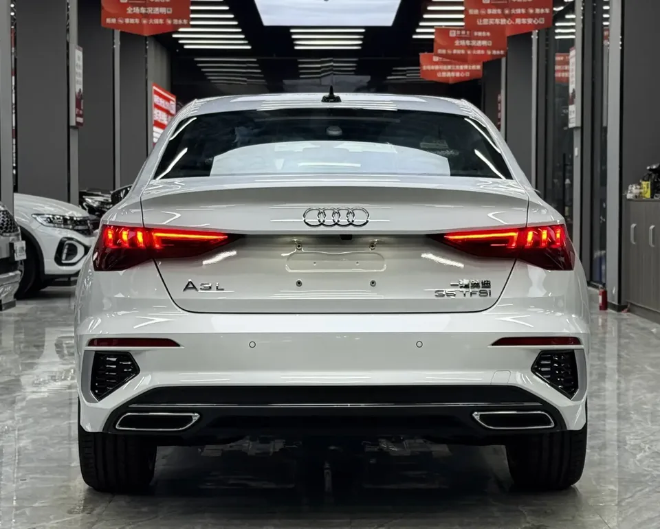 Audi A3 Audi A3 2024 A3L Limousine 35 TFSI Fashion Sports 2026 — миниатюра 2