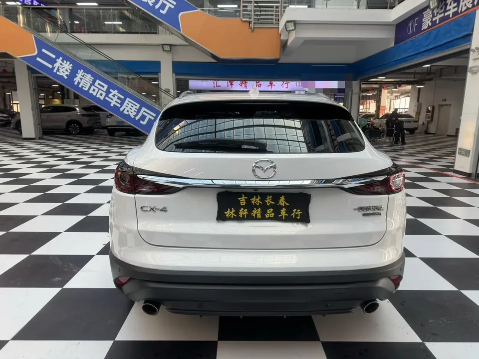 Mazda CX-4 Mazda CX-4 2021 2.0L 2WD Blue Sky Youth Edition 2022 — миниатюра 2