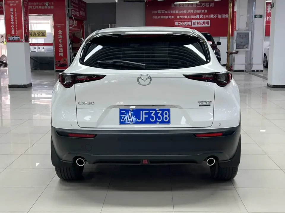 Mazda CX-30 Mazda CX-30 2021 2.0L Automatic Elegance 2022 — thumbnail 2