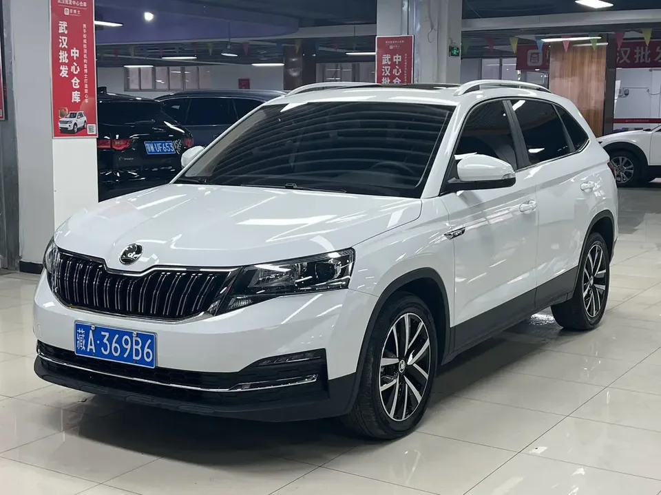 Skoda Comek Komic 2023 1.5L automatic comfort version 2023 — фото 1, купить с доставкой в Москву