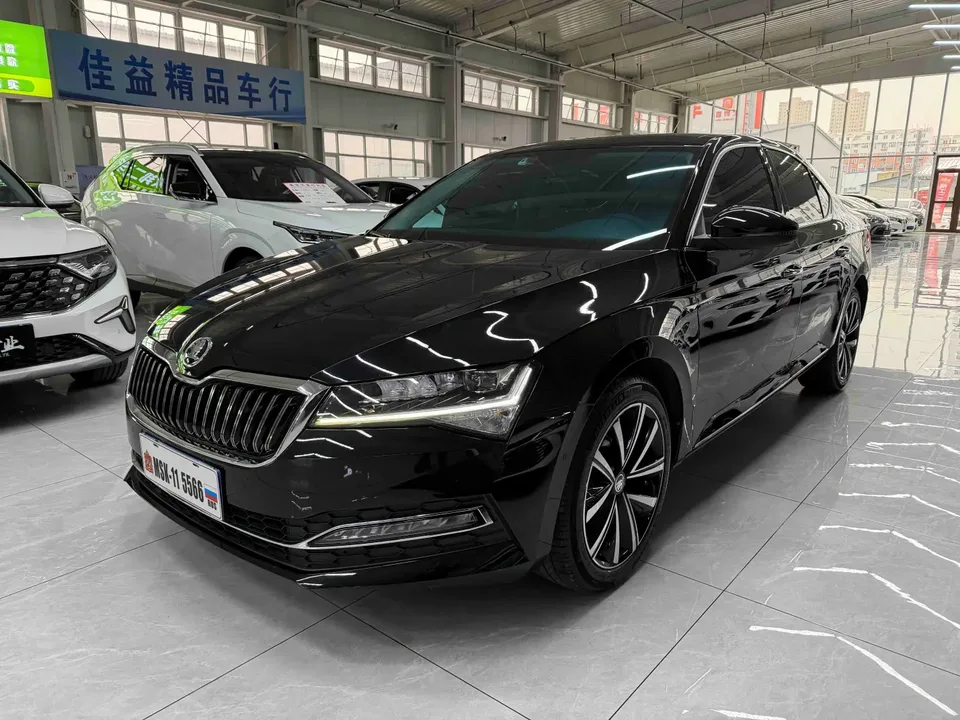 Skoda Superb Speedy 2022 TSI280 DSG Premium Edition 2022 — photo 1, buy with delivery to Moscow