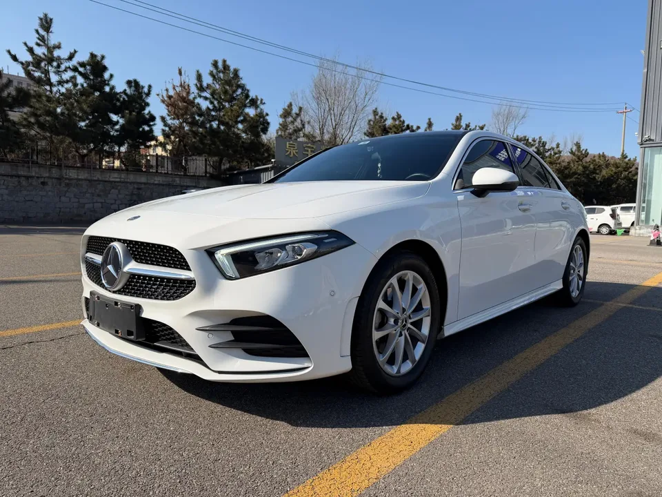 Mercedes-Benz Mercedes Benz A Class 2022