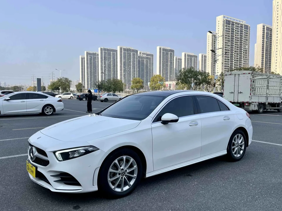 Mercedes-Benz Mercedes Benz A Class 2022