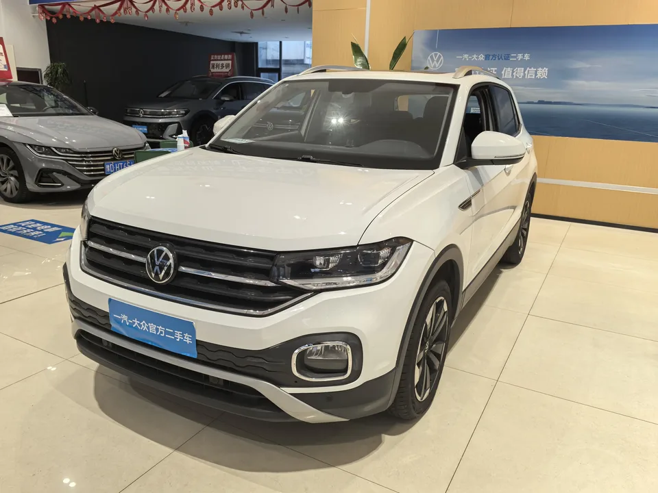 Volkswagen Explore the shadows Explore the shadows 2023 200TSI DSG Joy Smart Edition 2024 — photo 1, buy with delivery to Moscow