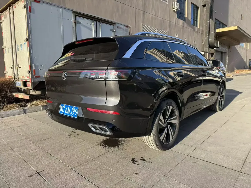 Volkswagen Patrol 2023 Lanxun 380TSI 4WD R-Line Touring Edition 2023 — миниатюра 4