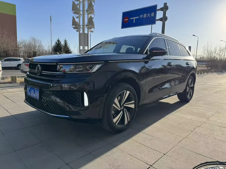 Volkswagen Patrol 2023 Lanxun 380TSI 4WD R-Line Touring Edition 2023 — фото 1, купить с доставкой в Москву