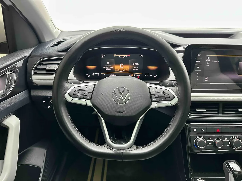 Volkswagen Tharu Tuyue 2025 New 300TSI Sharp Edition 2024 — миниатюра 5