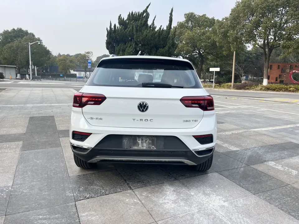 Volkswagen T-Roc Tanyue 280TSI DSG 2WD Elite PLUS 2023 — миниатюра 2