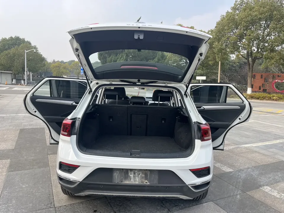 Volkswagen T-Roc Tanyue 280TSI DSG 2WD Elite PLUS 2023 — миниатюра 3