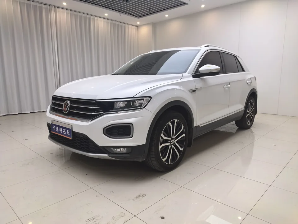Volkswagen T-Roc Tange 280TSI DSG two-wheel drive comfort PLUS 2022 — фото 1, купить с доставкой в Москву