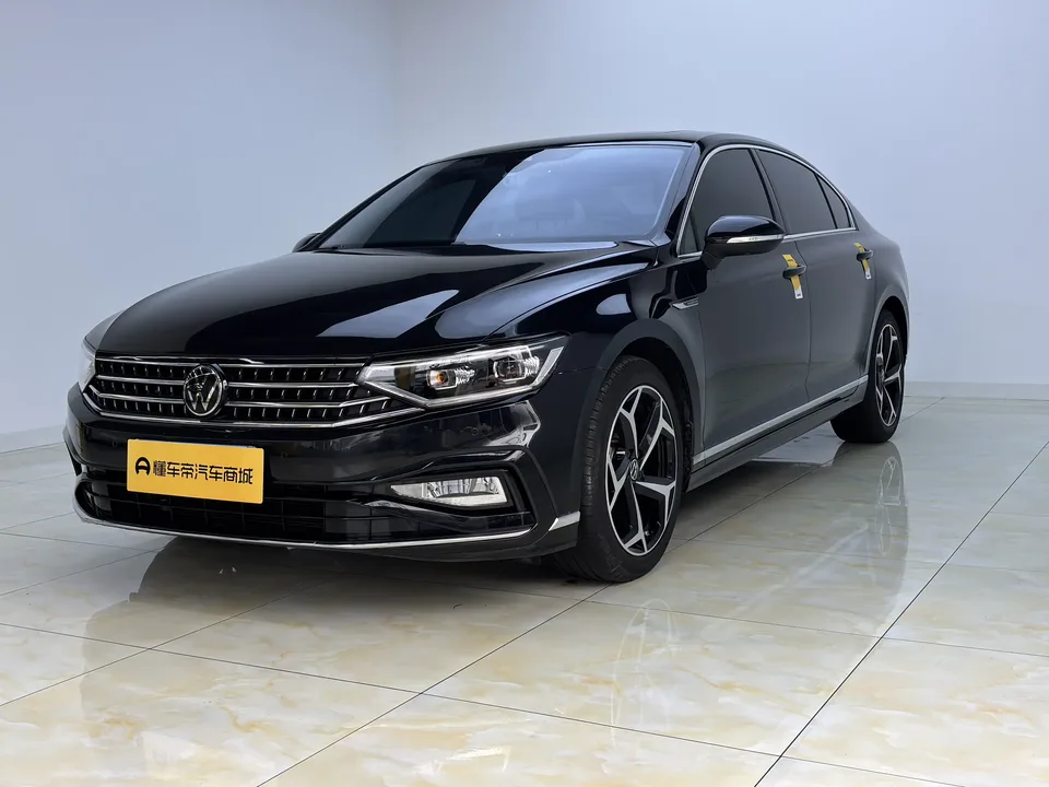 Volkswagen Magotan 2024