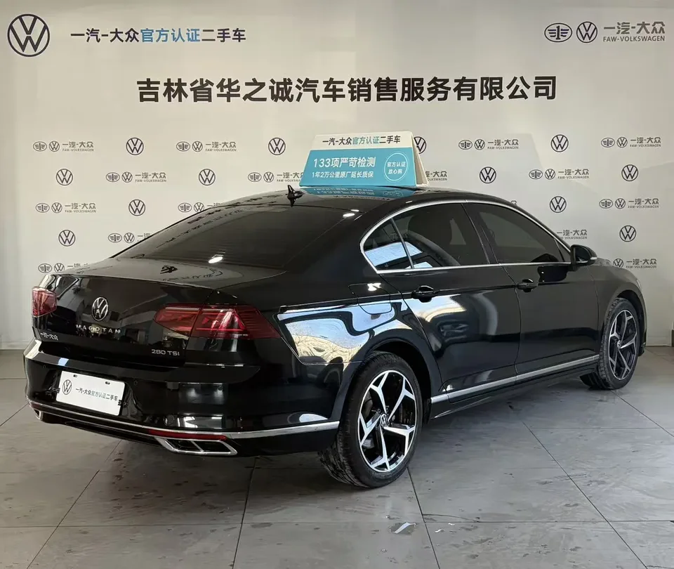 Volkswagen Magotan Magotan 2023 2 million commemorative edition 280TSI DSG leading model 2024 — миниатюра 5