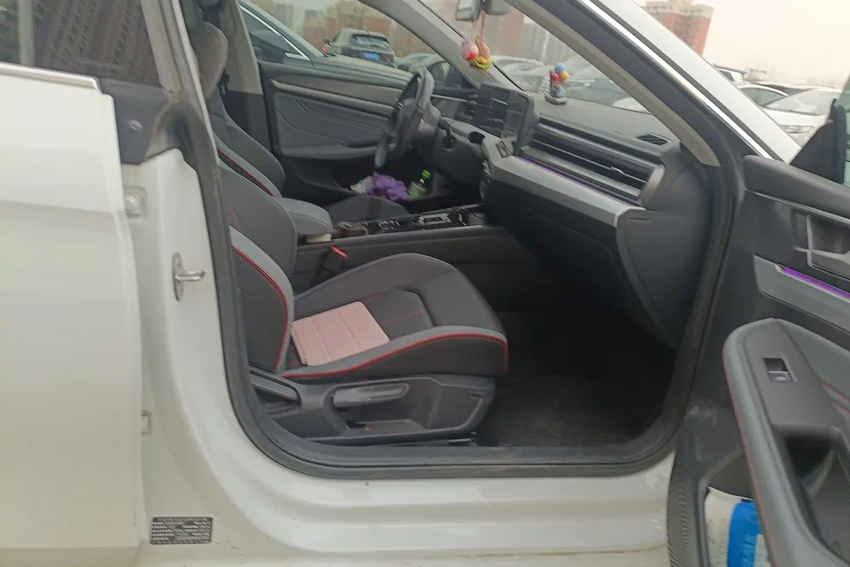 Volkswagen Lamando Lingdu 2024 2024 Lingdu Lingdu L 280TSI DSG Cool Edition 2024 — thumbnail 5