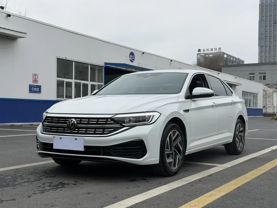 Volkswagen Sagitar 2025