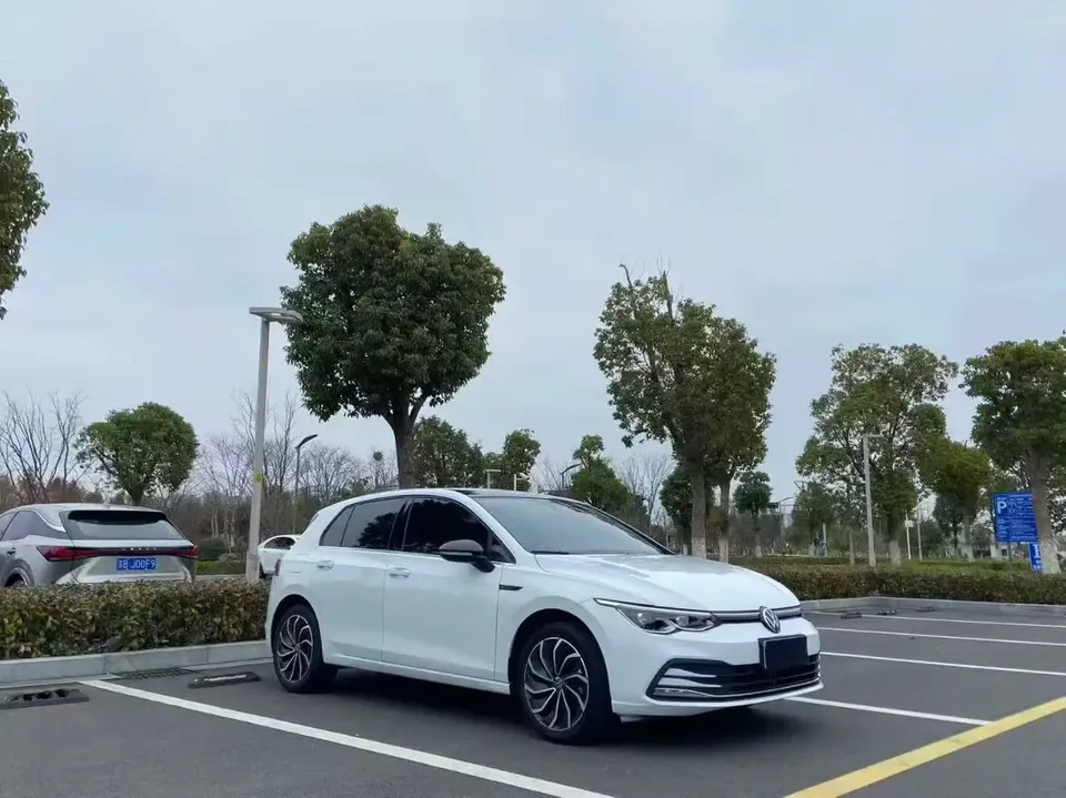 Volkswagen Golf golf 2023 280TSI DSG Pro 2023 — thumbnail 3