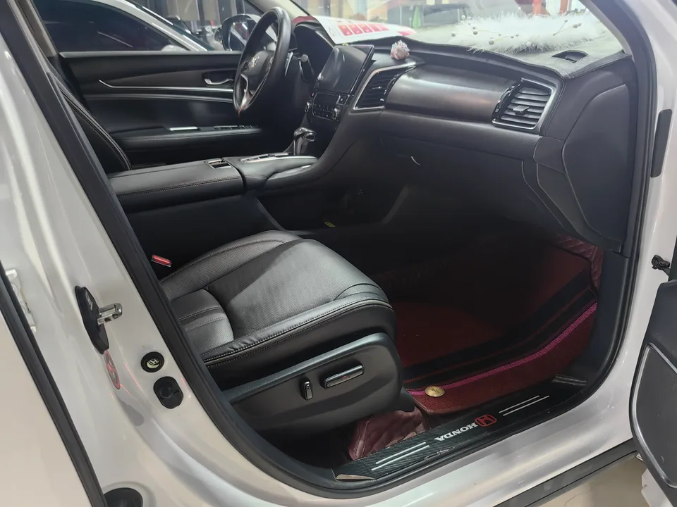 Honda Avancier Crown Road 240TURBO Two-wheel Drive Limited Commemorative Edition 2022 — миниатюра 2