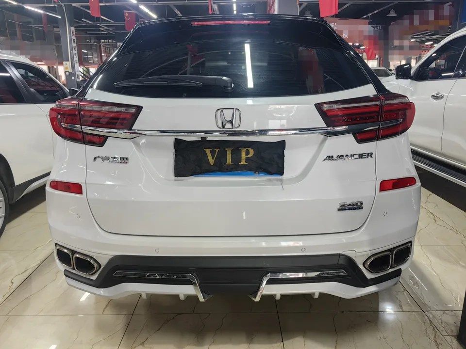 Honda Avancier Crown Road 240TURBO Two-wheel Drive Limited Commemorative Edition 2022 — миниатюра 4