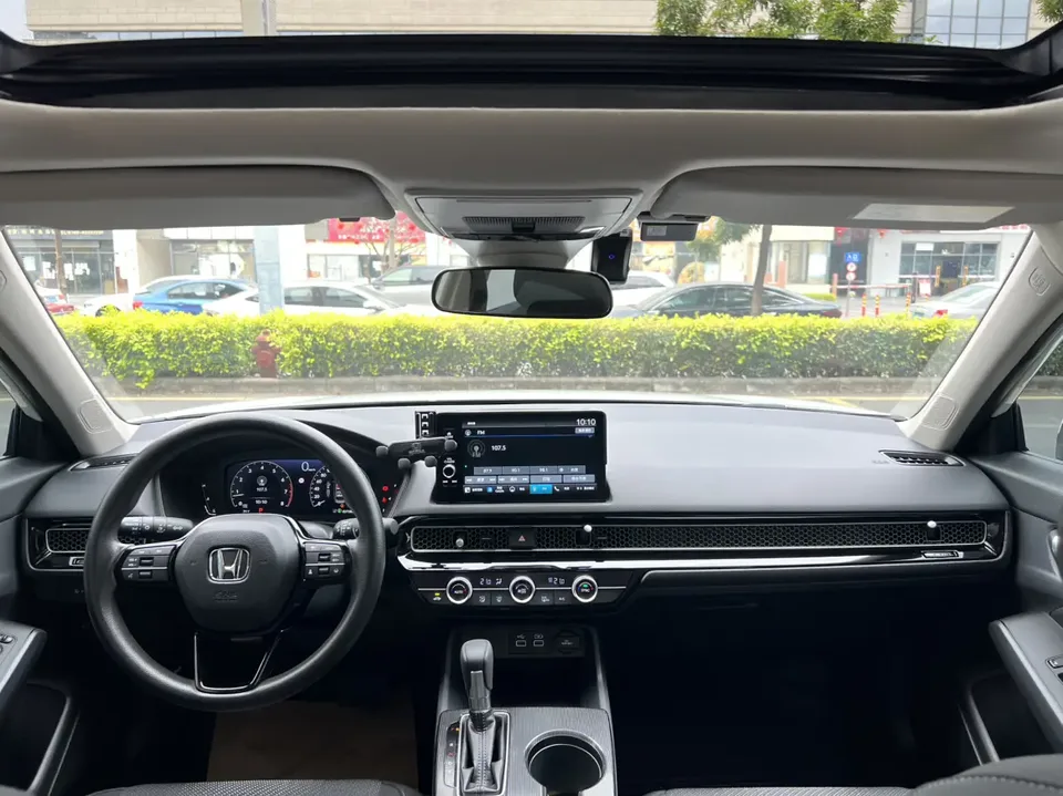 Honda Integra 240TURBO CVT Technology Edition 2024 — миниатюра 3