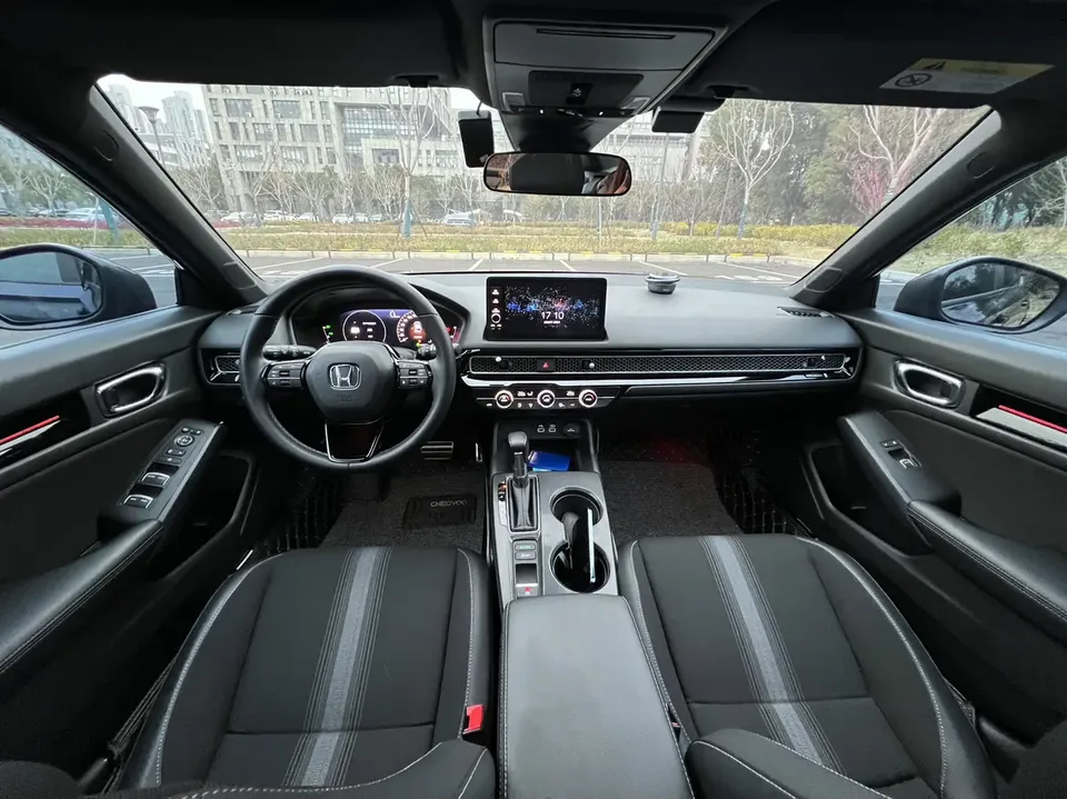 Honda CIVIC 2022 Civic 240TURBO CVT Ignition Edition 2024 — миниатюра 3