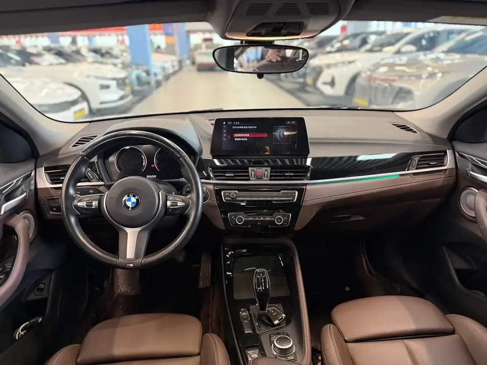 BMW X2 sDrive25i M Sport Package 2022 — миниатюра 4