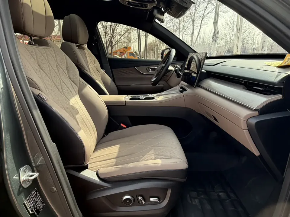 Chery Fengyun T8 1.5T 130km Premium Edition 2025 — миниатюра 5