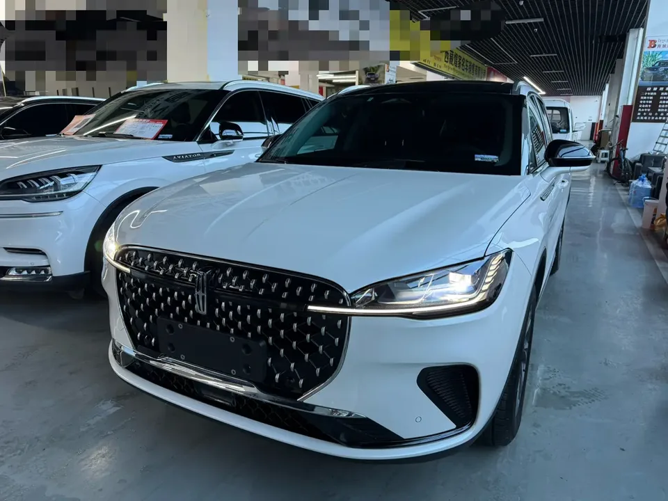 Lincoln Adventurer adventurer 2024 2.0T 2WD Premium Edition 2024 — photo 1, buy with delivery to Moscow