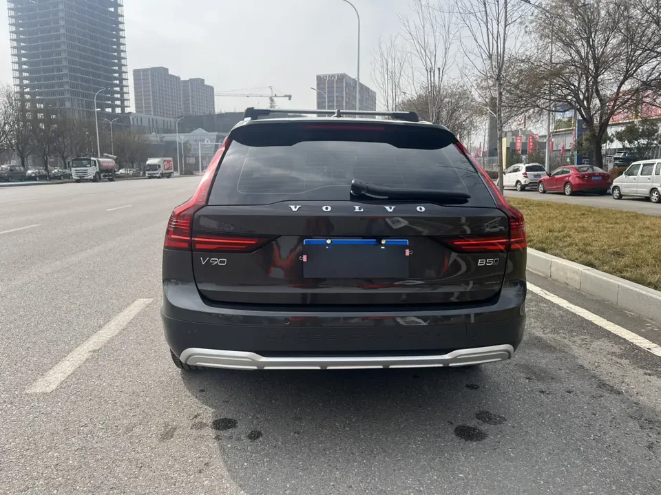 Volvo V90 V90 2024 Volvo V90 2024 Cross Country B5 AWD Zhiyuan Edition 2024 — thumbnail 2