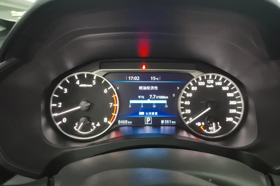 Nissan Altima Teana 2022 2.0L XL-Upr Premium Edition 2022 — thumbnail 4
