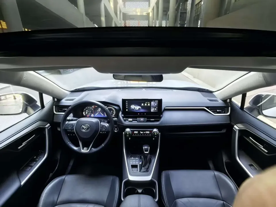 Toyota Willanda 2.0L four-wheel drive luxury PLUS version 2023 — миниатюра 3