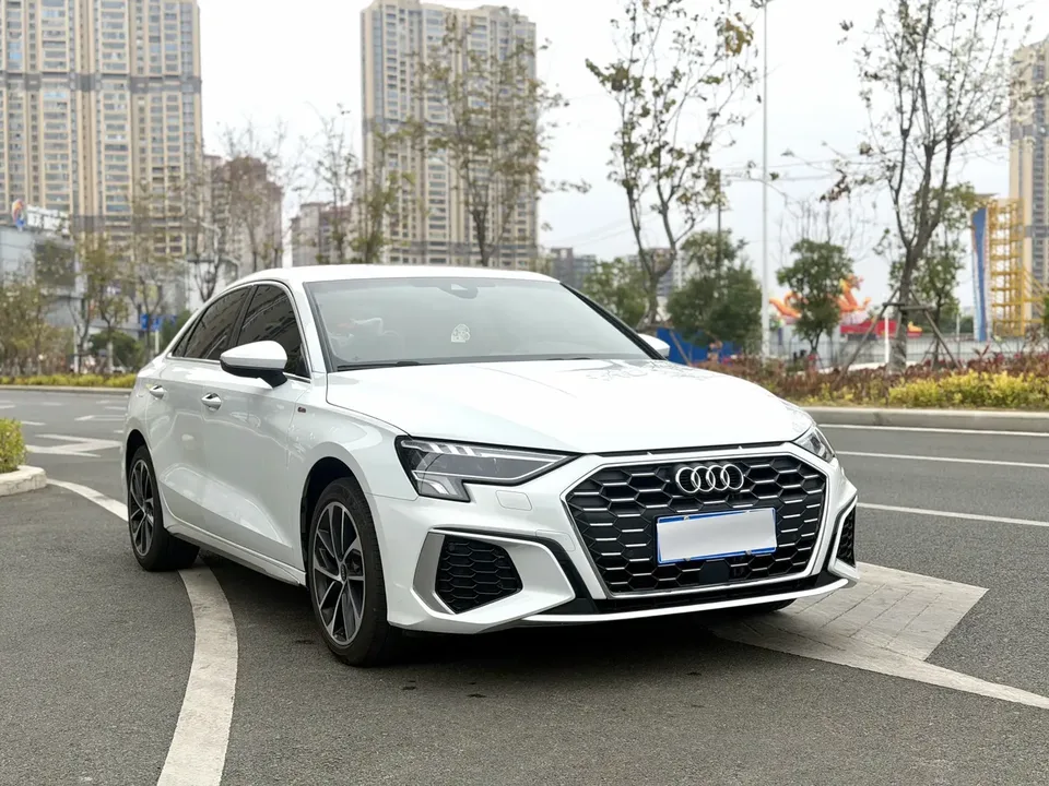 Audi A3 A3 2023 A3L Limousine 35 TFSI Enterprising and Elegant Model 2024 — thumbnail 3
