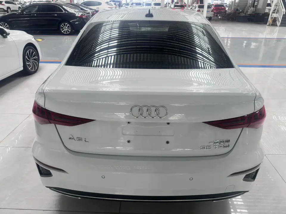 Audi A3 Audi A3 2024 Sportback 35 TFSI stylish and sporty 2024 — миниатюра 5