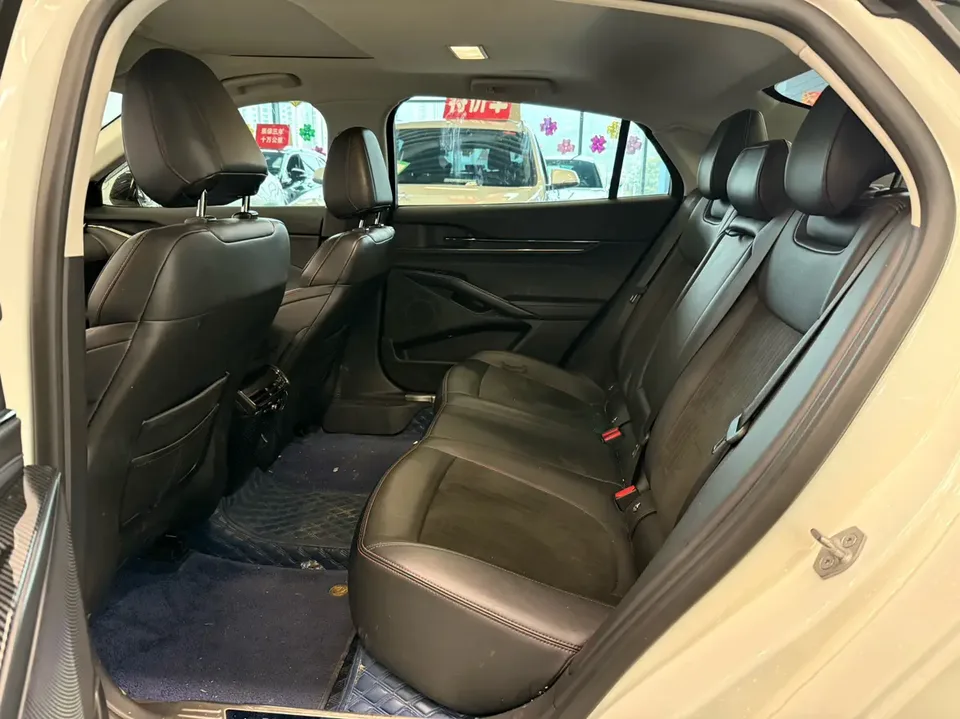 Ford Mondeo Mondeo EcoBoost 245 Fashion Edition 2023 — миниатюра 3